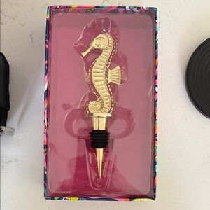 Gold Seahorse Bottle Stopper - Decorative Home Accent